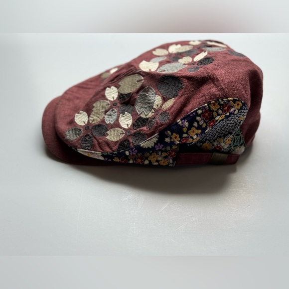 RARE Ripple brand Japanese  sakura embroidered flat cap - Picture 1 of 15